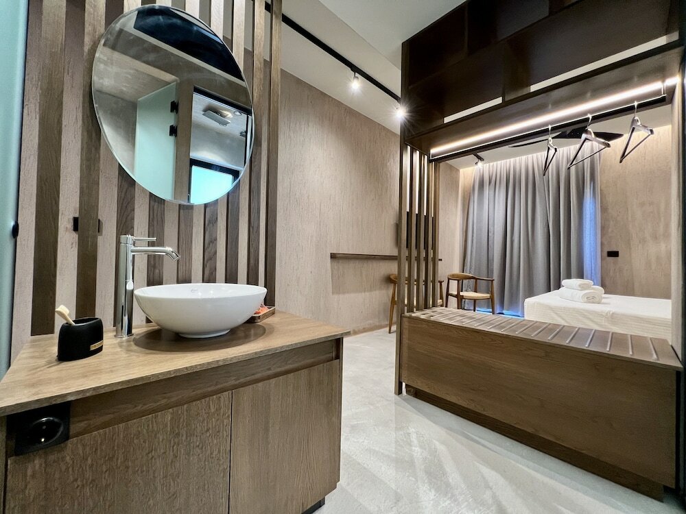 Фото Psamathi L&t