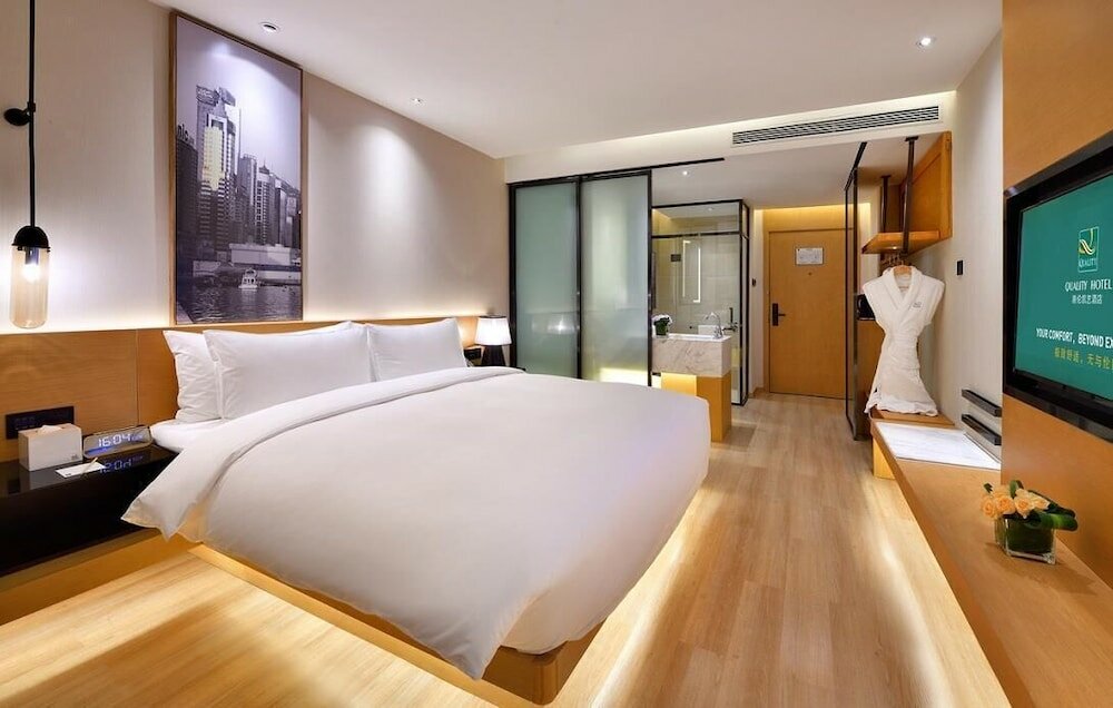 Фото Quality Hotel Chengdu