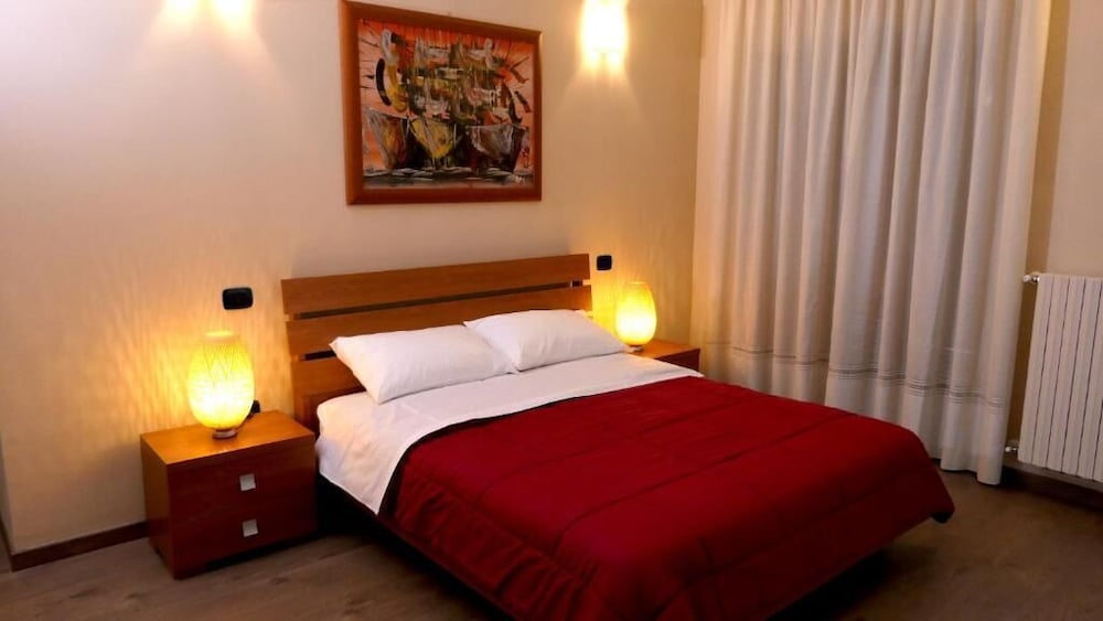 Фото Erania Rooms & Apartments