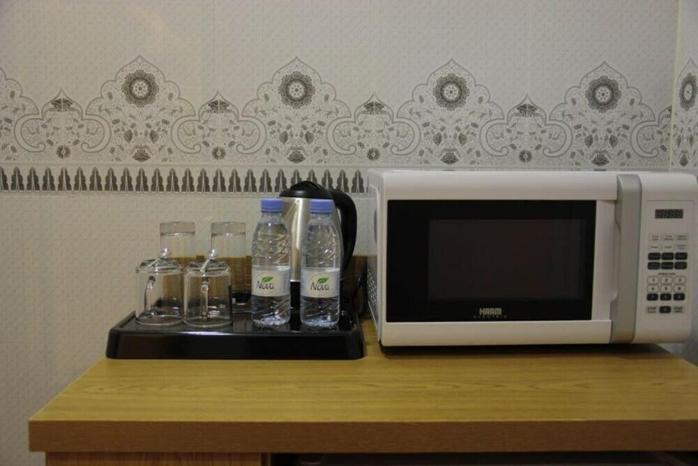 Фото Golden Rest Hotel