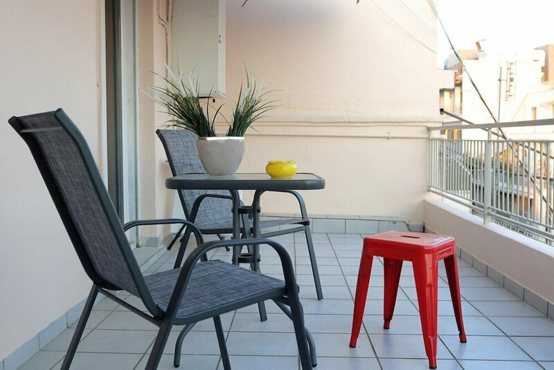 Гостиница Best House Retro Home Omonoia Square Athens в Афинах