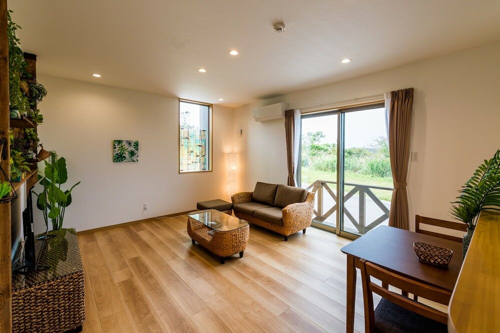 Фото E-horizon Resort Condominium Nakijin