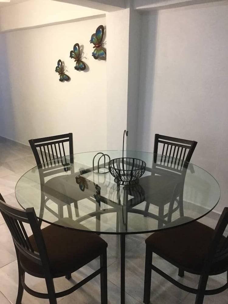 Фото Lugar Unico EN Zaragoza y Tecnologico