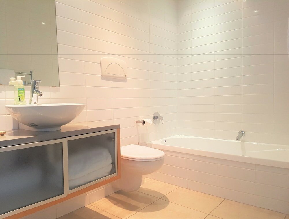 Фото Waimahana Apartment 8