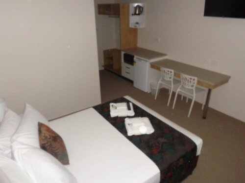 Гостиница Castle Crest Motel в Таунсвилле