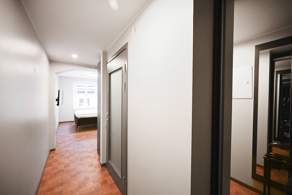 Фото Old Town Stay Hotel