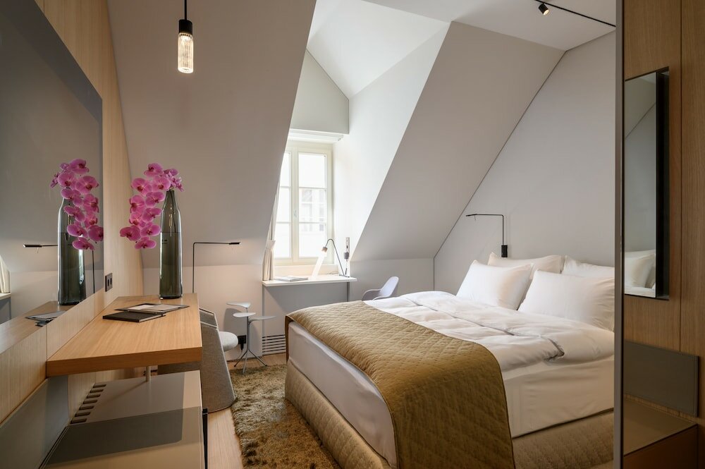 Фото Zlata Ladjica Boutique Hotel