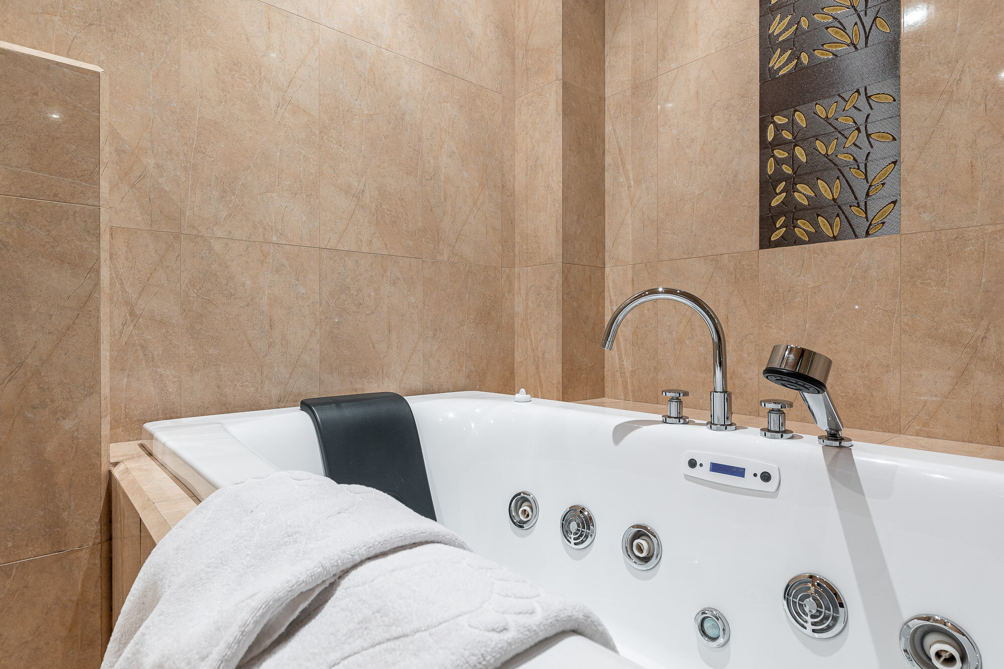 Фото Апартаменты на улице Виноградной 15/1