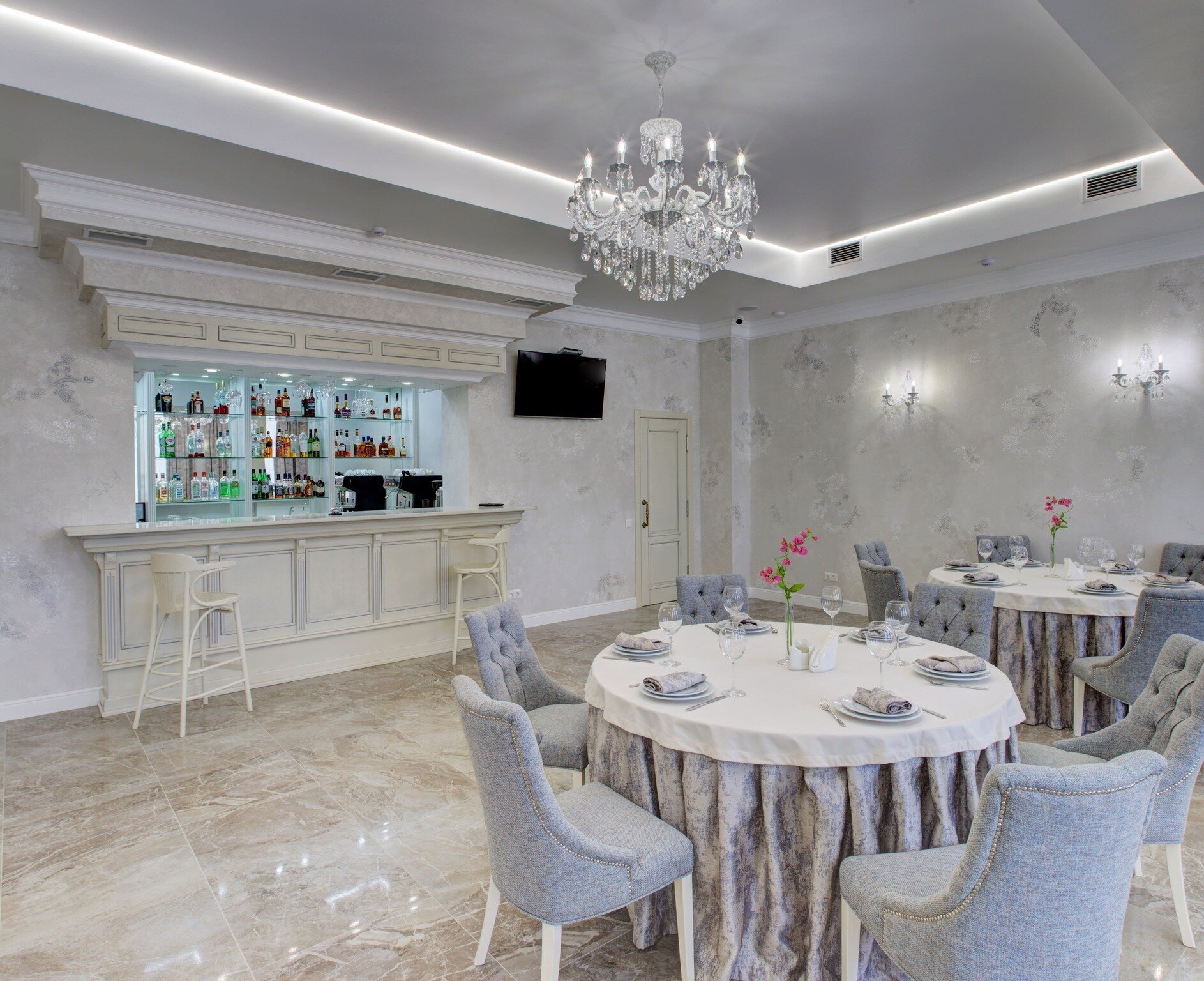 Фото Шери Холл