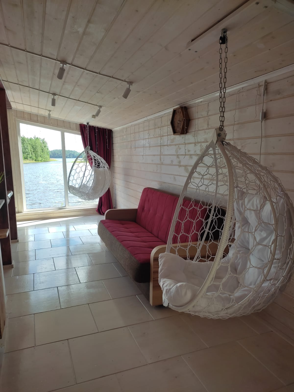 Фото Плав дом Ласточкин