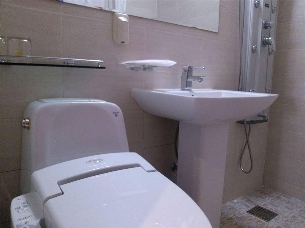 Фото Noble Hotel