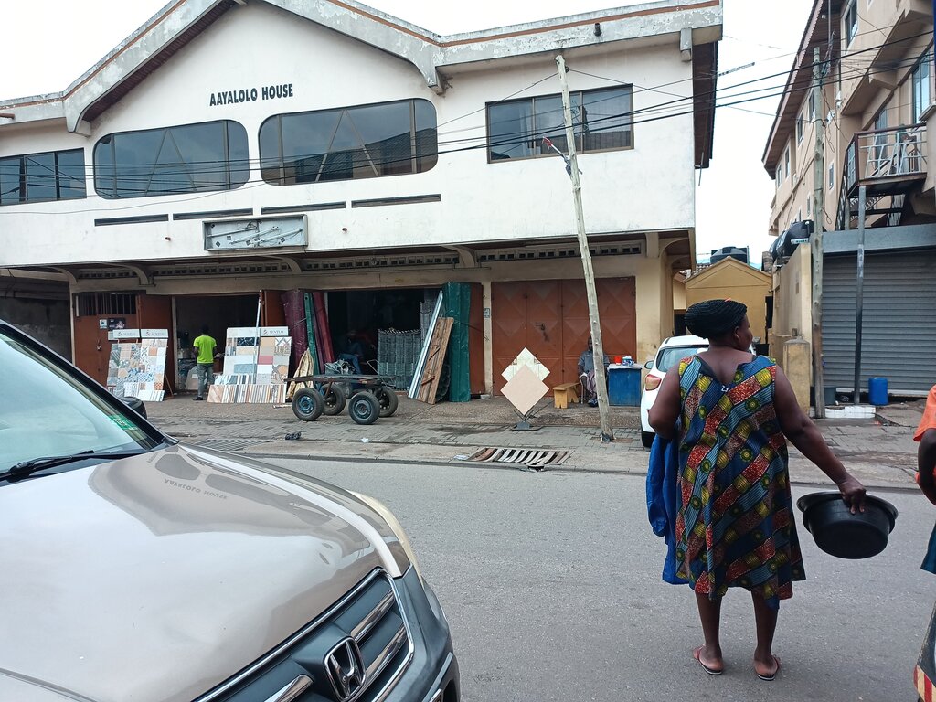 Business center Aayalolo House, Accra, photo