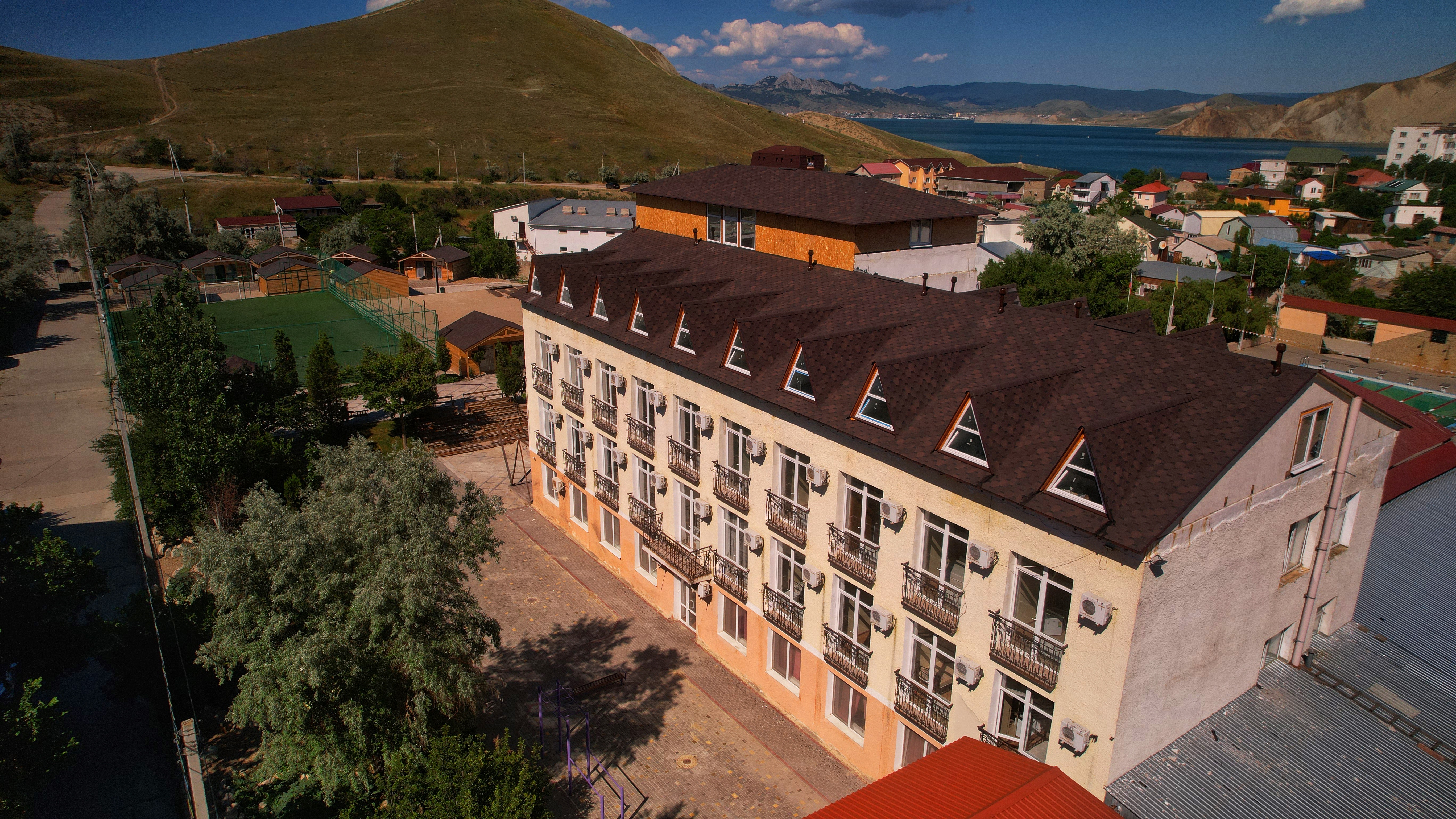 Фото отеля 3