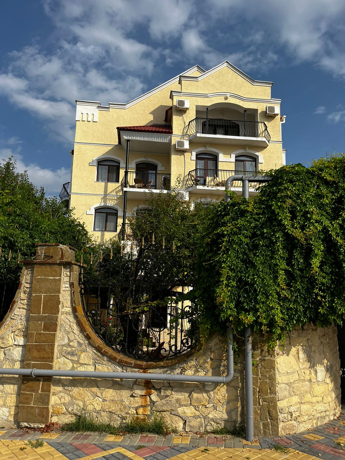 Фото Приморский Дворик