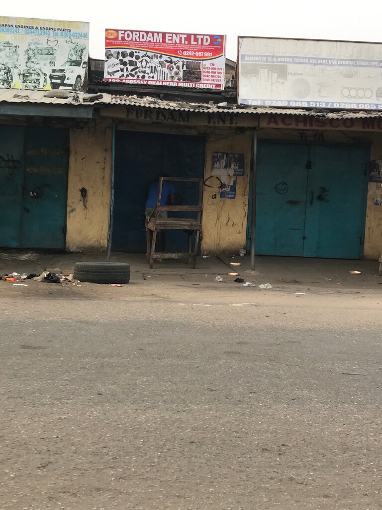 Auto parts and auto goods store Fordam Ent. Ltd, Accra, photo