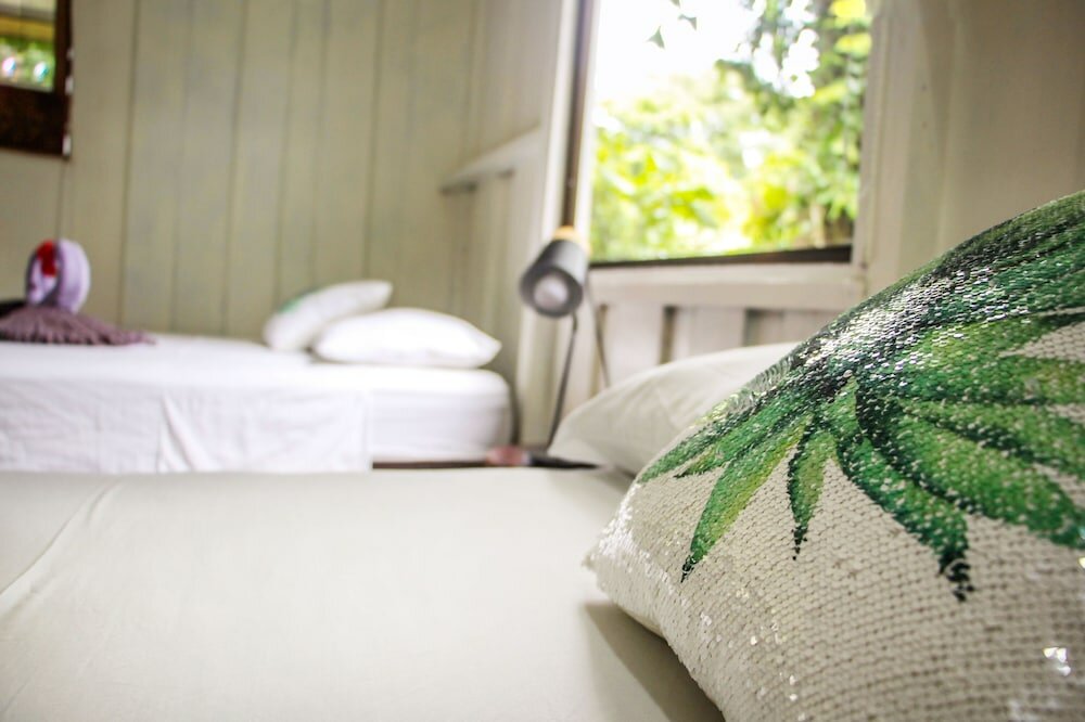 Фото Secluded Beach Hotel