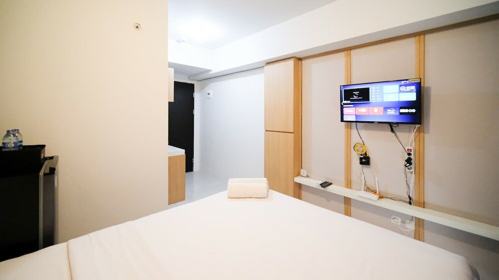 Фото Good Location And Best Deals Studio Apartment At Suncity Residence