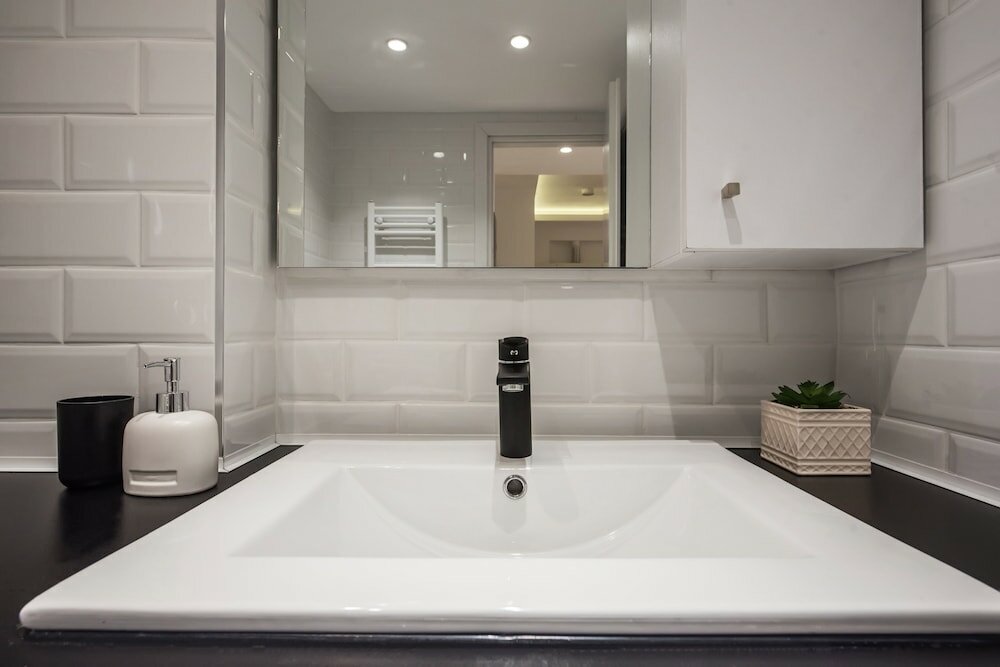 Фото Halu! Modern Centre Apartment