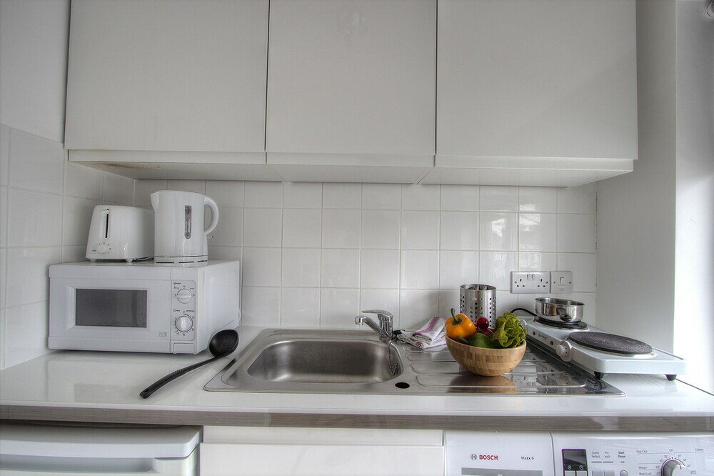 Фото R2 Medium Studio