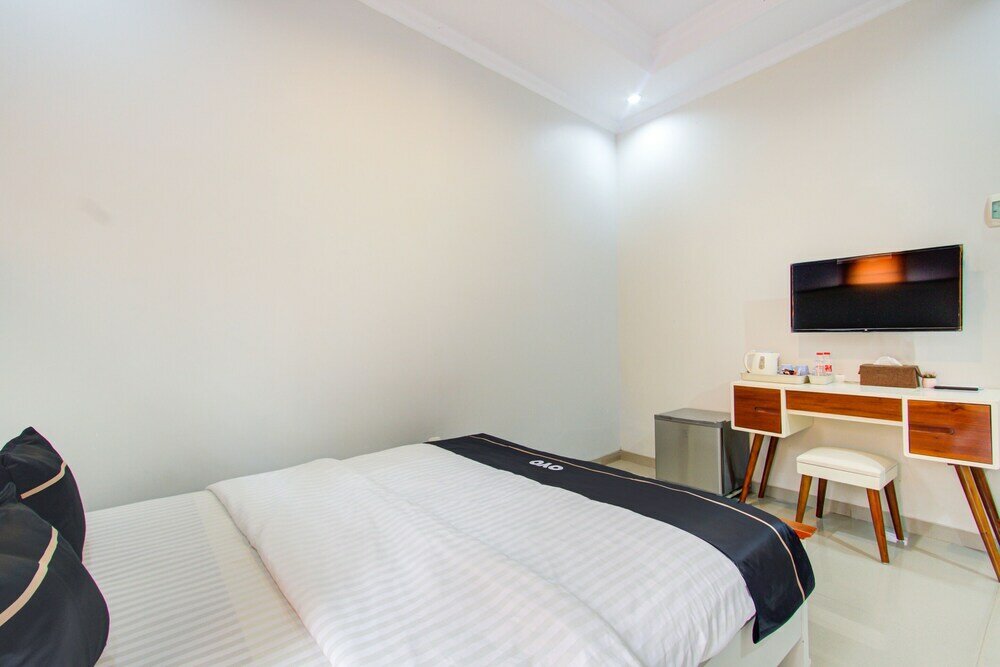 Фото Super Oyo Collection O 3280 Cendhani Raras