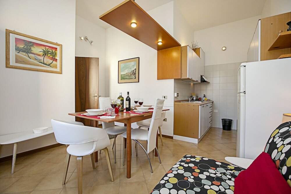 Фото Lake View Historical Center Apartment