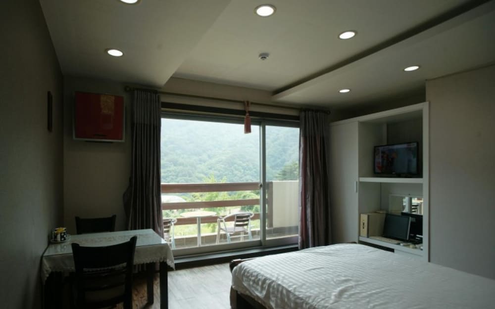 Фото Yangyang Denver House Pension