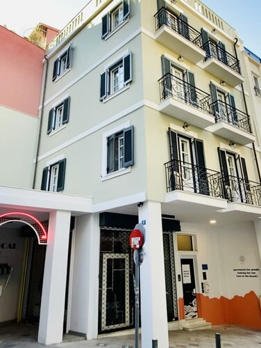 Luxury Studio in Historical Center of Athens - Goldfish