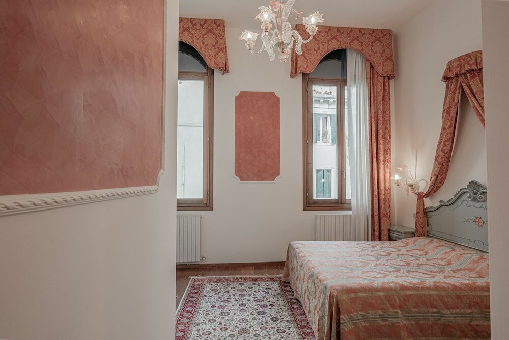 Фото Hotel Al Sotoportego