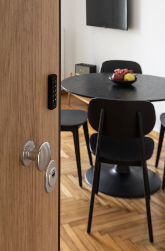 Фото Elliot Neapoli