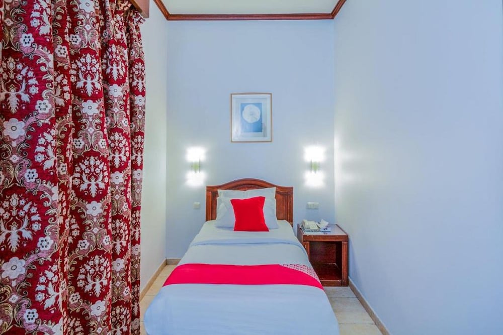 Фото Al-Asemaa Hotel