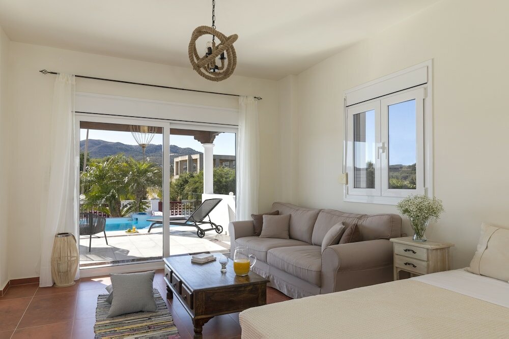 Фото Elena House