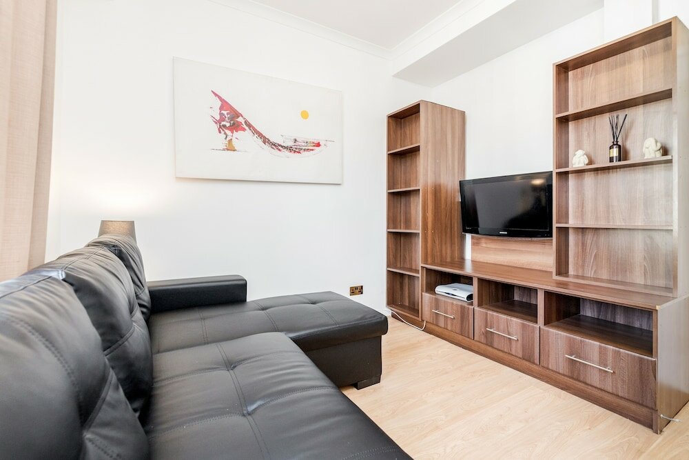 Фото Kings Road Apartments