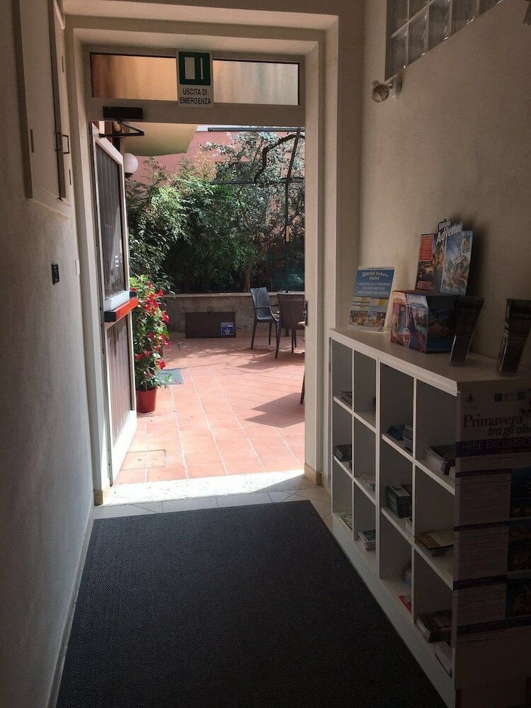 Фото Hotel Capinera