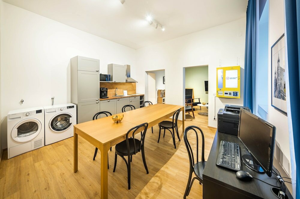 Фото Jimmy's Apartments Dandelion