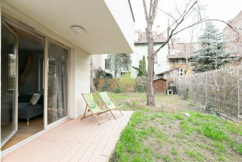 Гостиница Private Garden In City Center p4you pl в Кракове