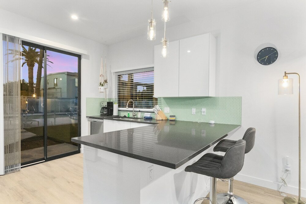 Фото Primo Old Town Location with Heated Pool