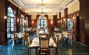 Фото The Grand Magrath Hotel