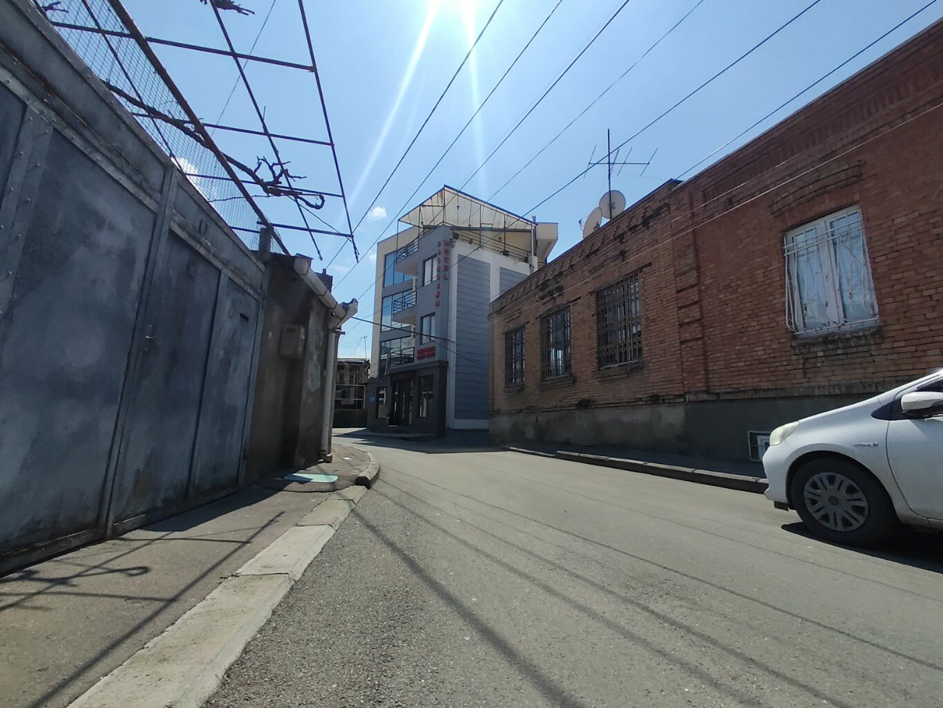 Фото East Gate Boutique Hotel