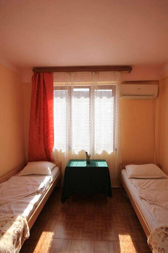 Хостел Center Hostel and Tours в Ереване