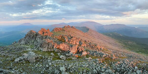 Конжаковский камень (Свердловская область, городской округ Карпинск), горная вершина в Свердловской области