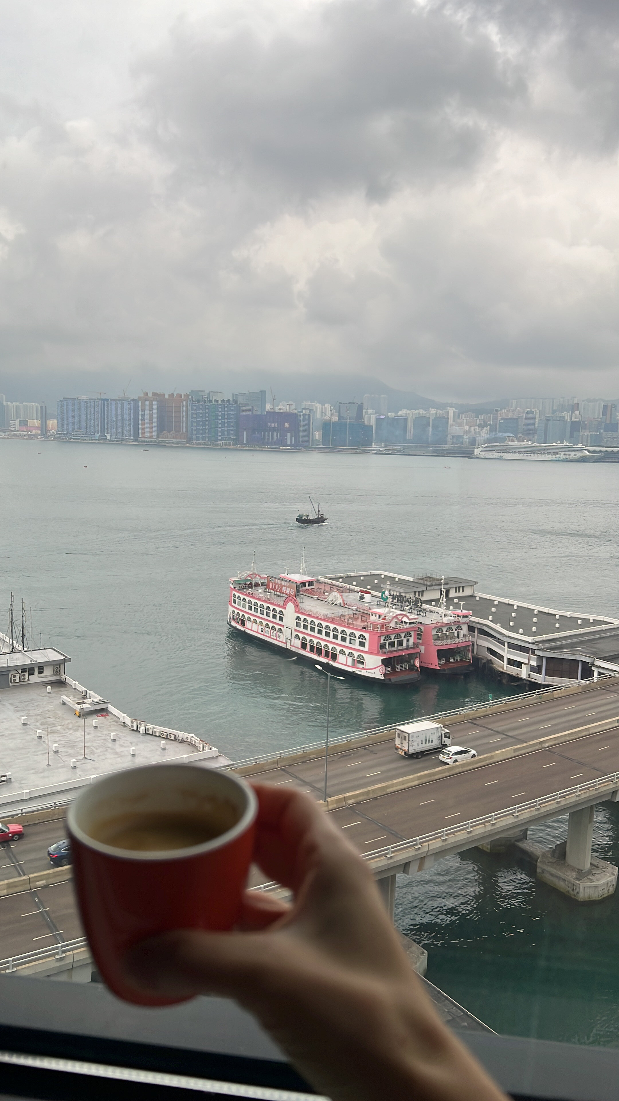 Фото Hyatt Centric Victoria Harbour Hong Kong