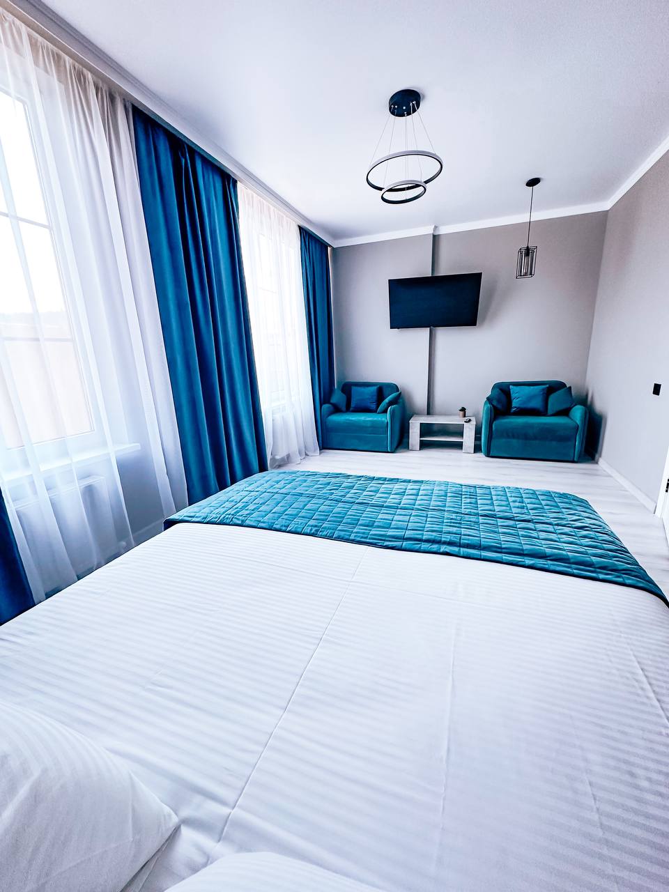 Фото Дариос