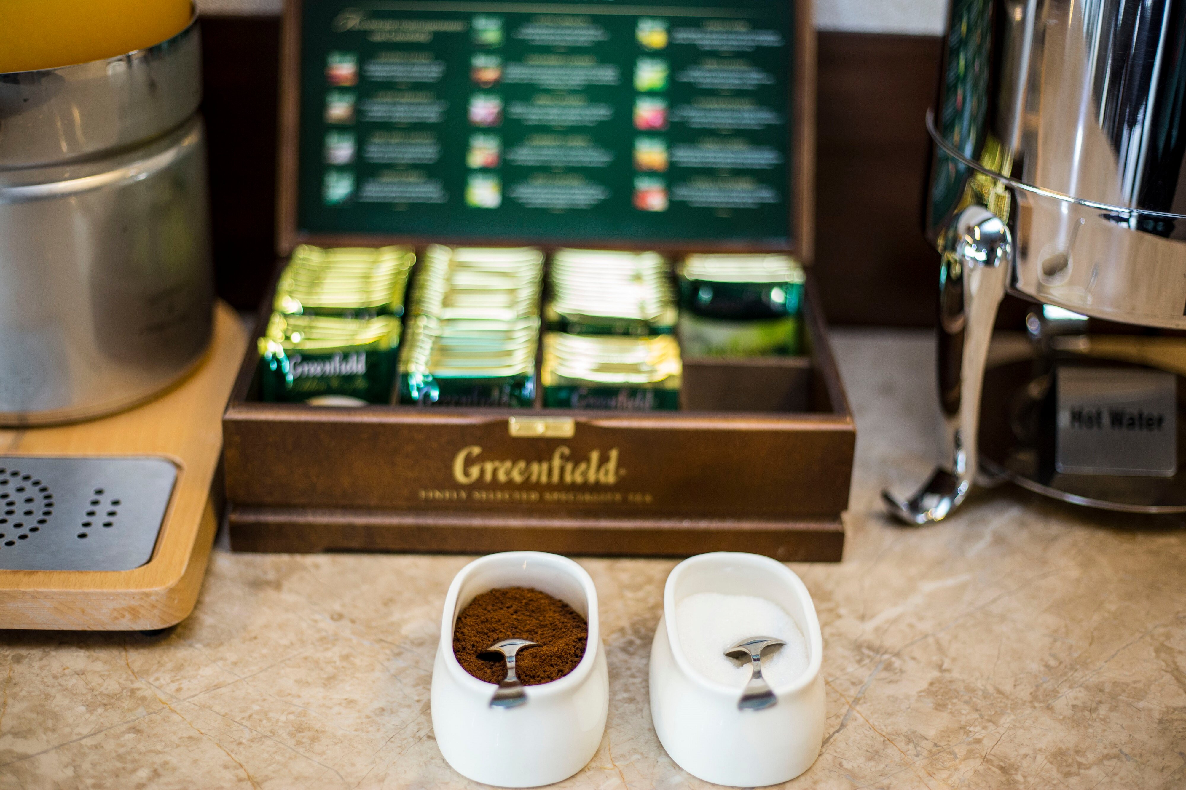 Фото Hotel Corner Inn