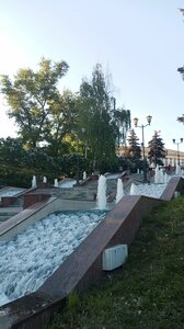 Каскад фонтанов на парадной лестнице (Липецк, Центральный район), достопримечательность в Липецке