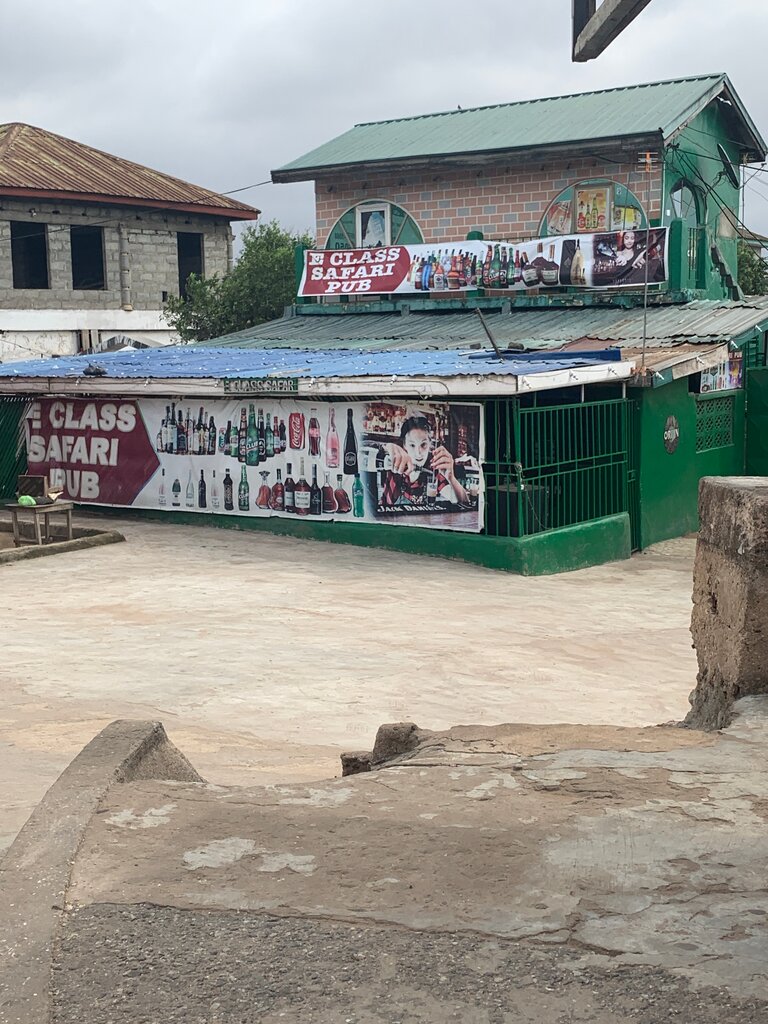 Bar, pub E class safari pub, Accra, photo