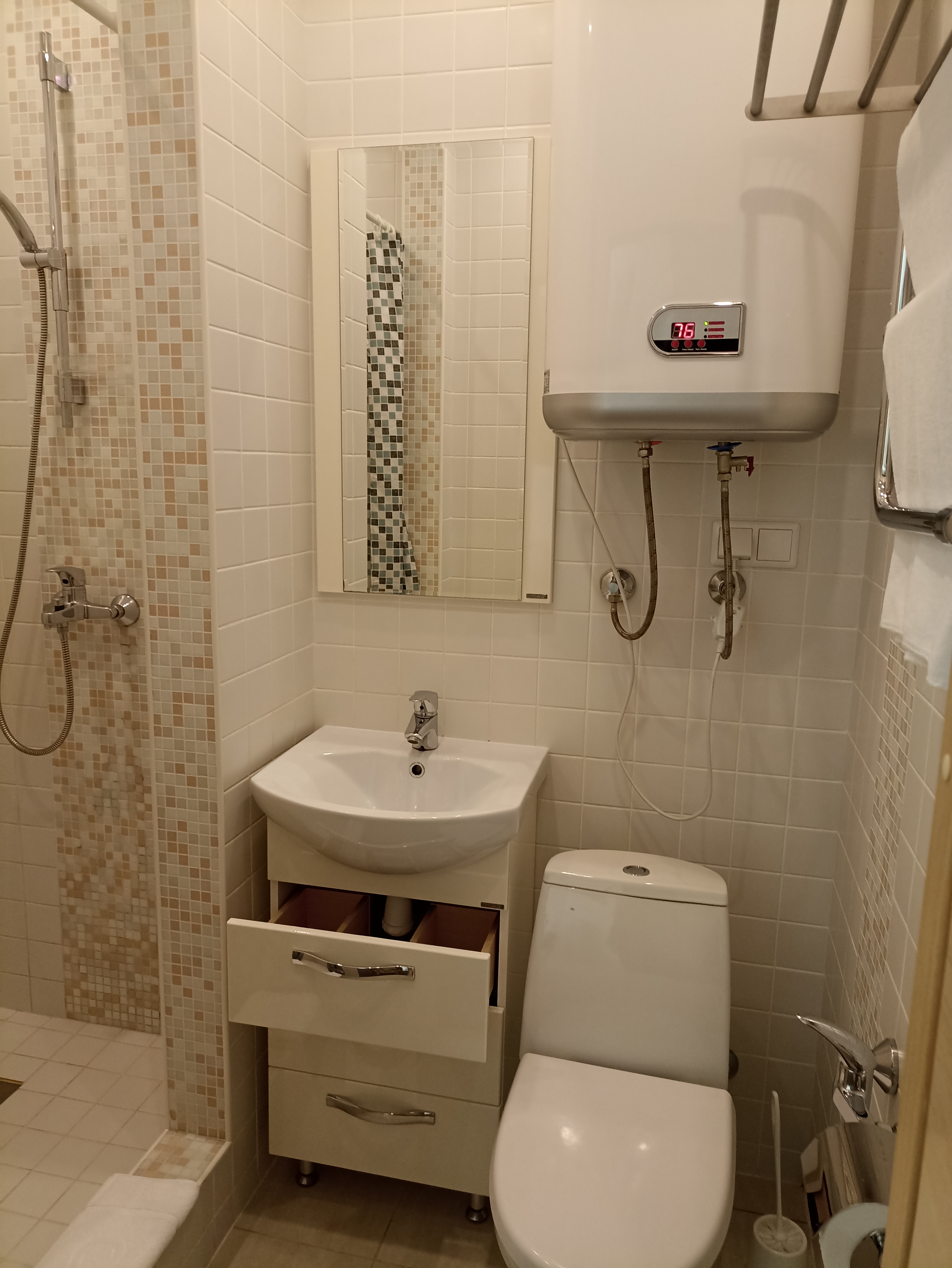 Фото Солнечный