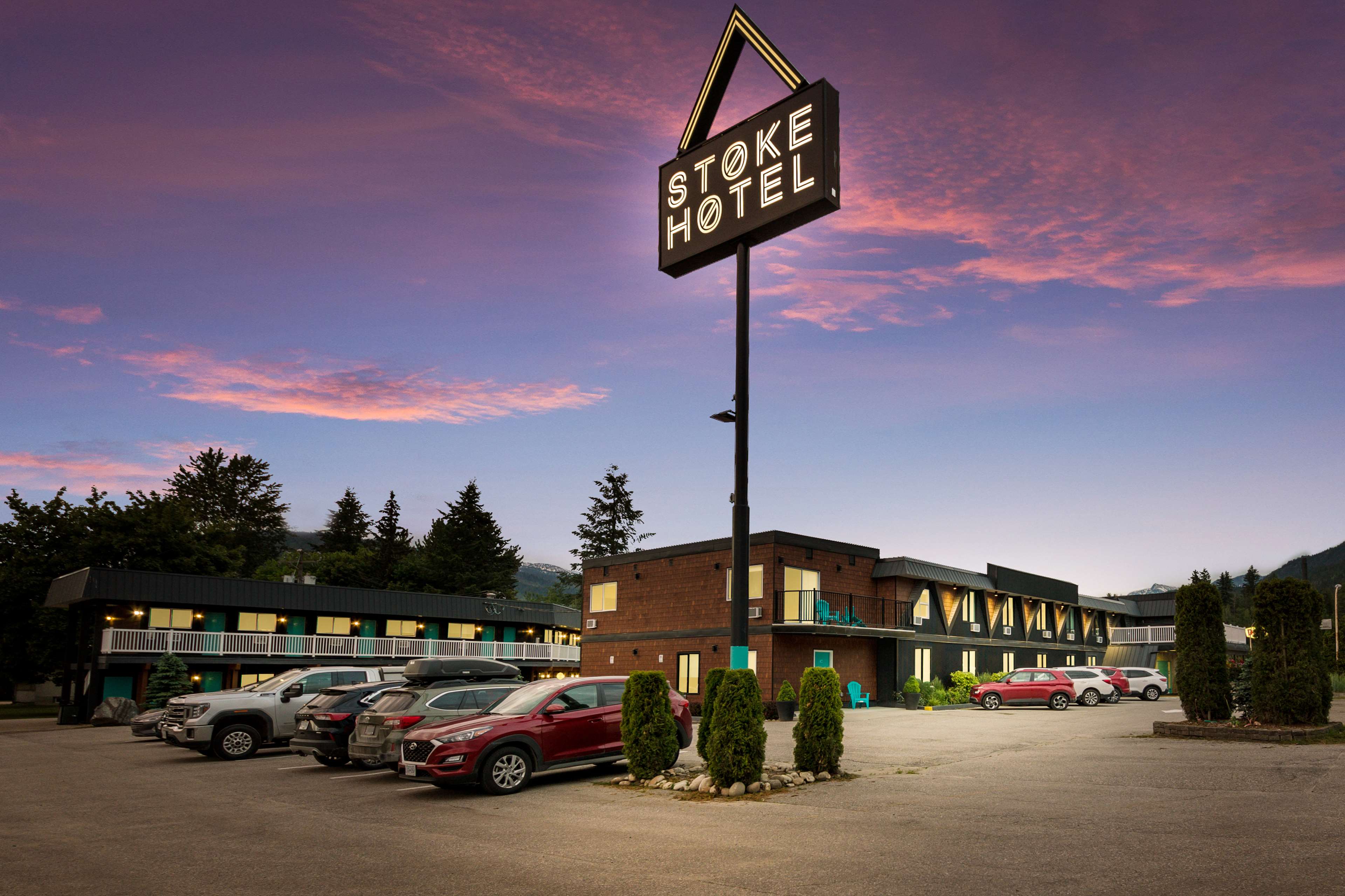 Фото Stoke Hotel SureStay Collection by Best Western