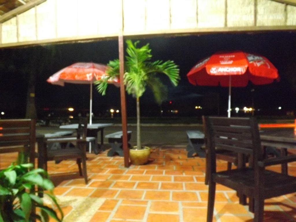 Фото Kampot Riverside Hotel