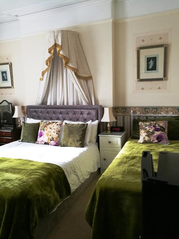 Фото Fleurie House