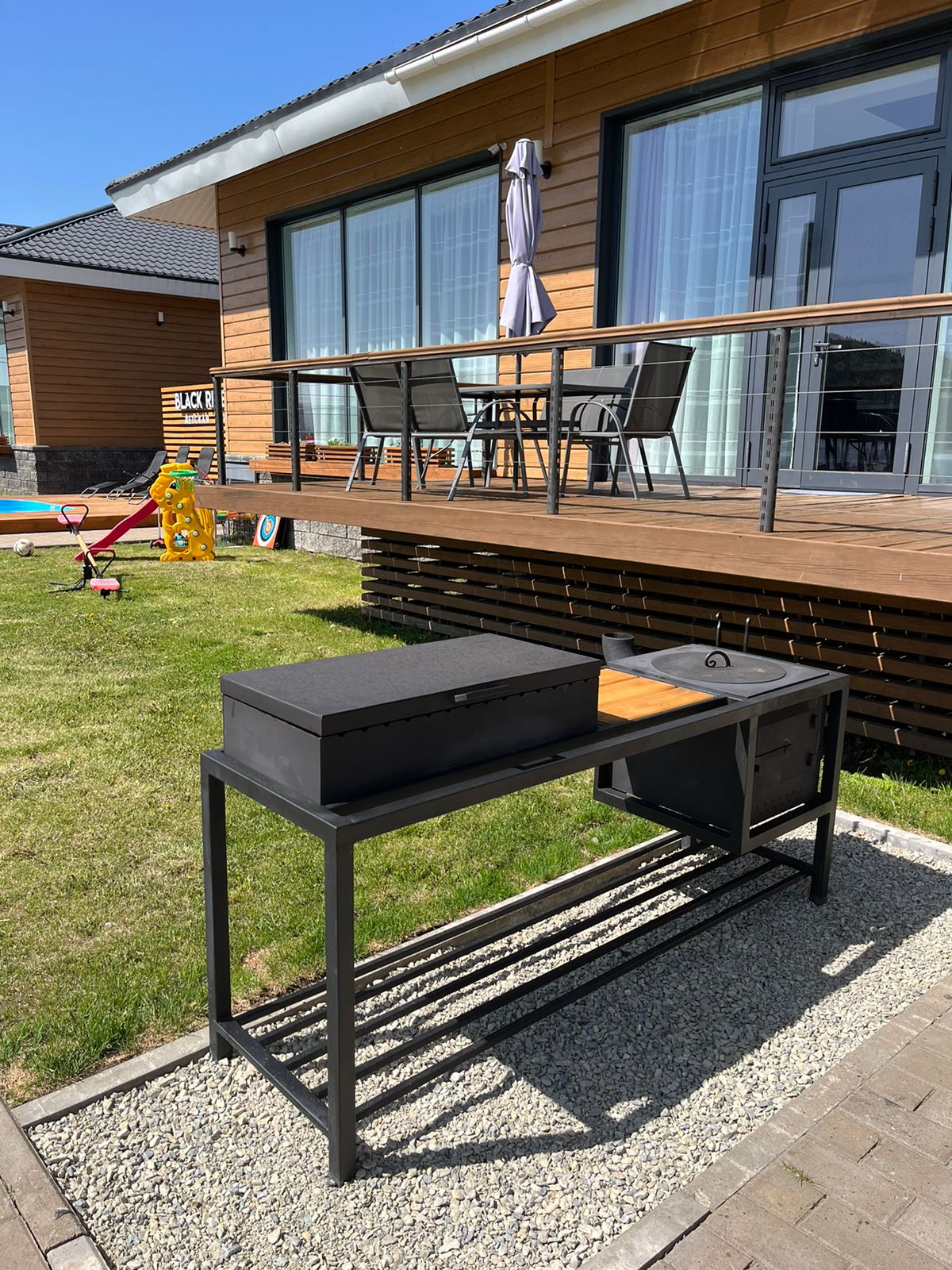 Фото Black River